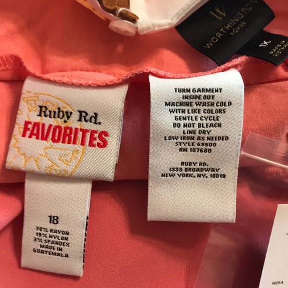 Ruby Rd. Stretch capris 18 blouse sold separate - Picture 5 of 5